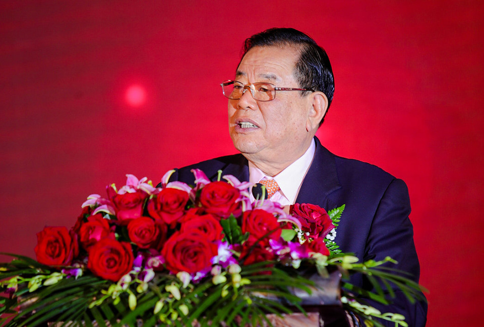 德業(yè)人將用心堅(jiān)守使命,<br>為實(shí)現(xiàn)夢(mèng)想不懼櫛風(fēng)沐雨、砥礪前行。